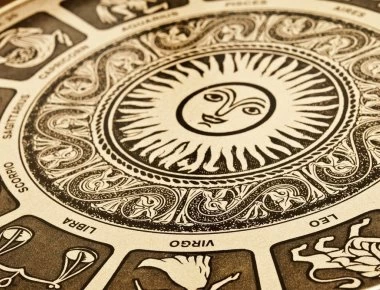 Αστρολογικές προβλέψεις 4/7: Η Σελήνη στο ζώδιο του Λέοντα θα ανανεώσει την ψυχολογία σας